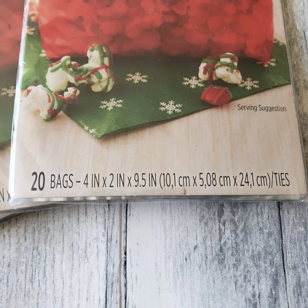 NWT -  (60) Wilton Red and Green Treat Party Bags 4